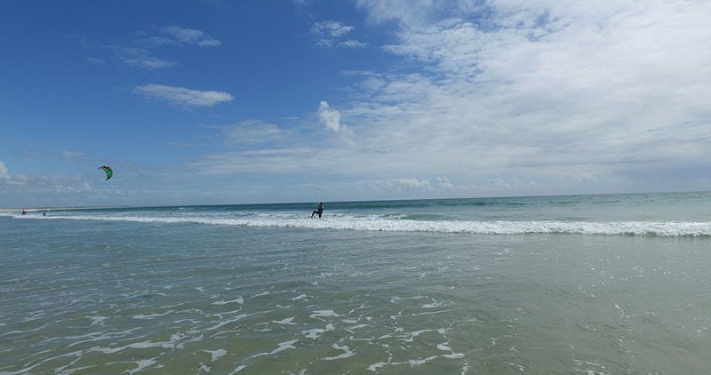 Surfing and kiteboarding on the west coast - Petite mer de Gavres