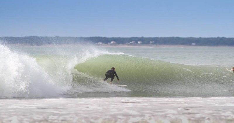 surfing on the west coast - la terriere