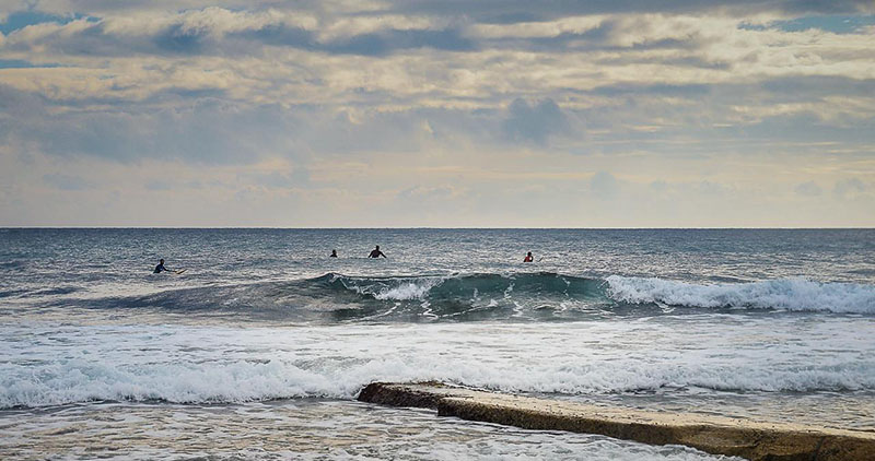 Surf en Mediterranée - sausset les pins